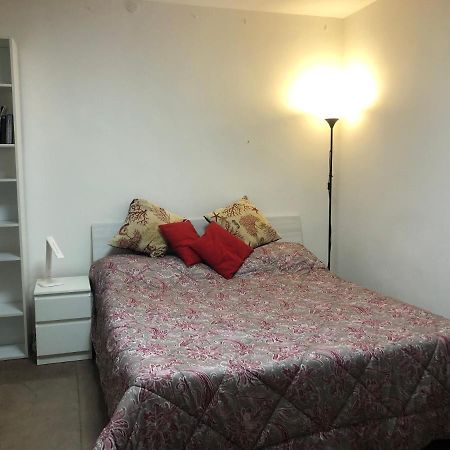 Arenada Private Rooms And Apartment Sud Cagliari Kültér fotó